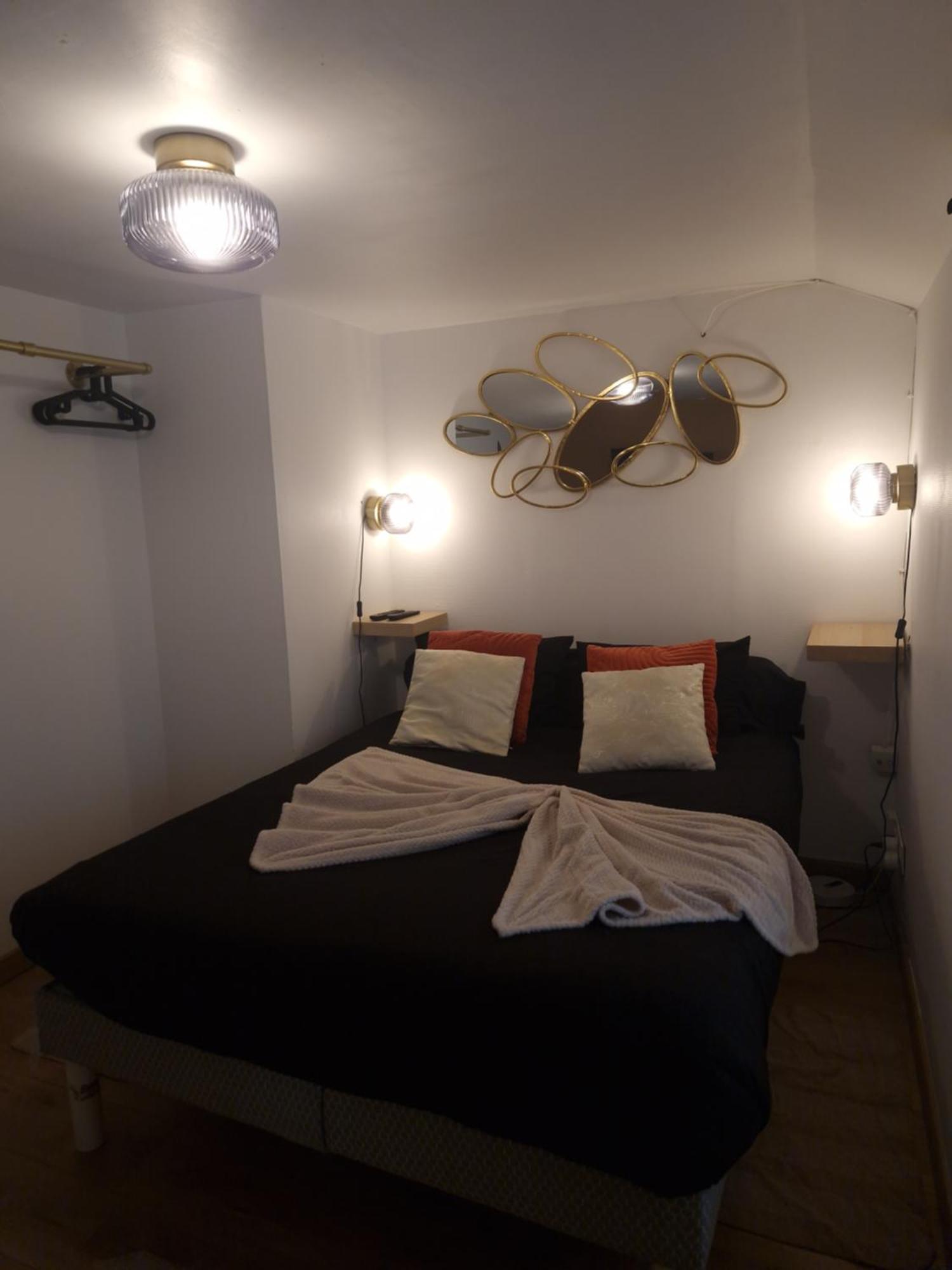 Apartamento Le Petit Triplex Des Carmelites -Coeur Historique Ruan Exterior foto